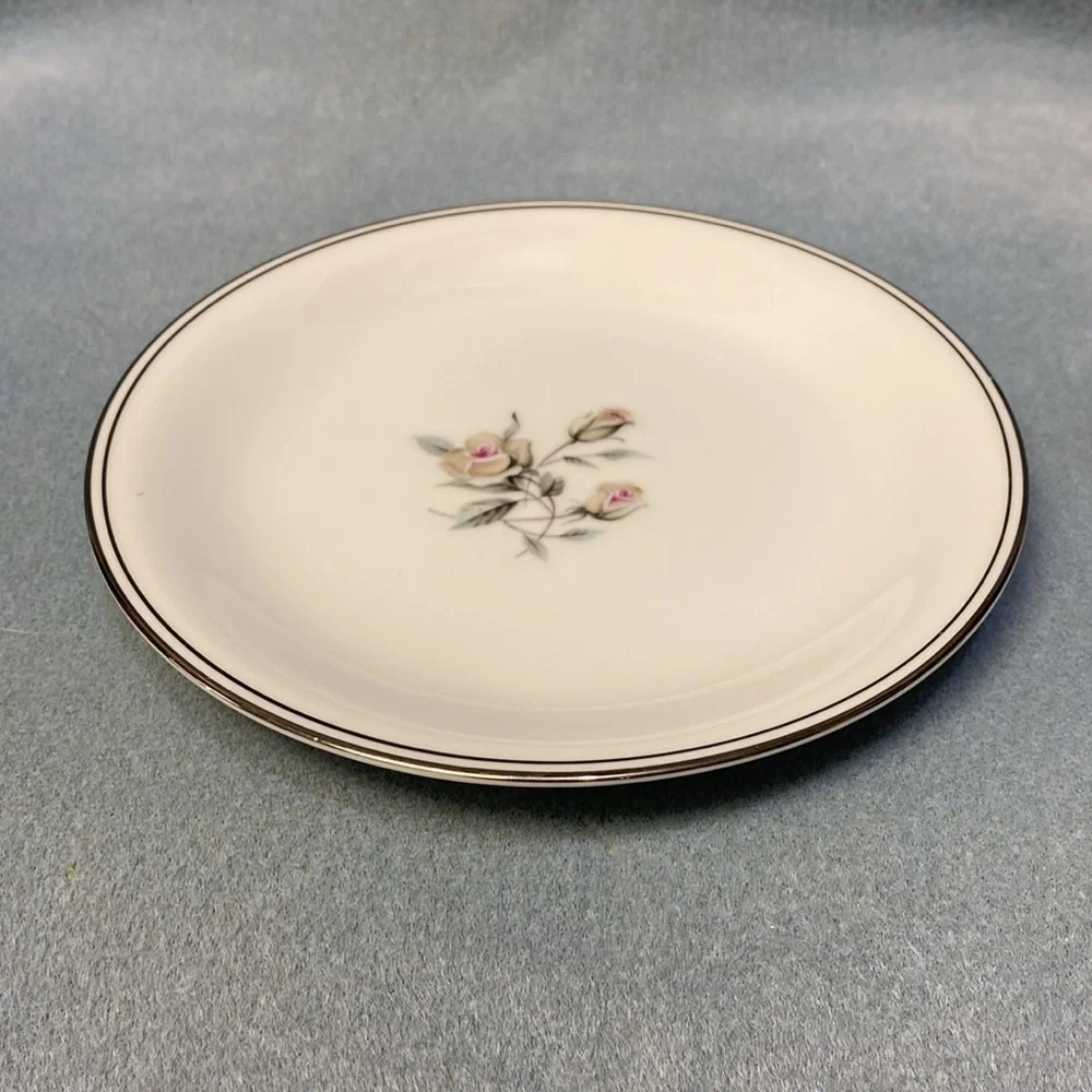 2-NORITAKE ROSSINA SERIES 5789 PINK ROSE BREAD AND BUTTER PLATES 6 3/8 INCH